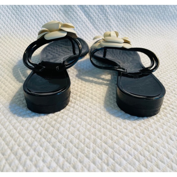 CHANEL CAMELLIA SANDALS Size 37 - Picture 10 of 16